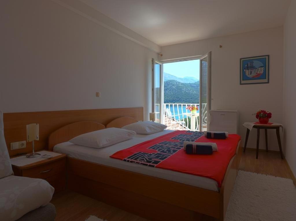 Apartments & Room Eva Slano Bagian luar foto